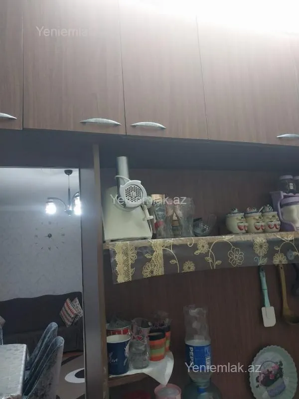 Satılır 1 otaqlı köhnə tikili 36 m²