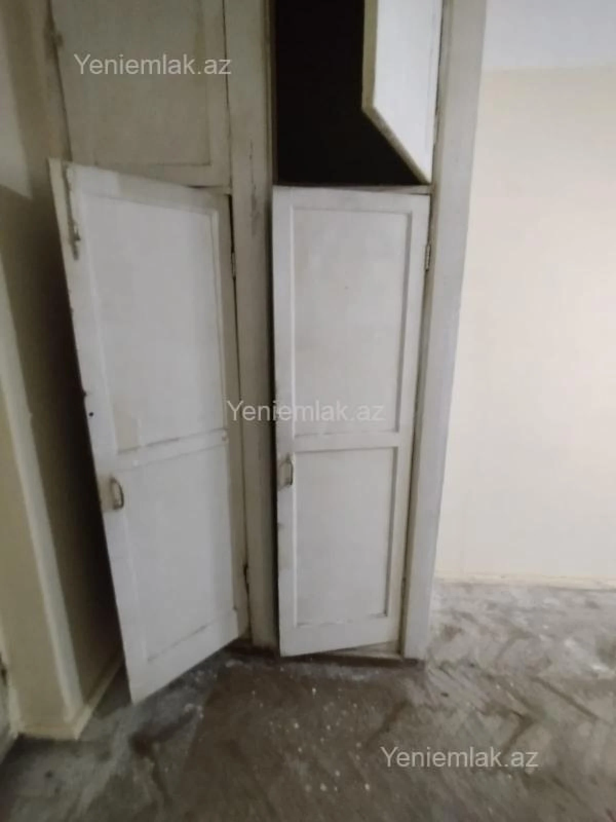 Satılır 1 otaqlı köhnə tikili 24 m²