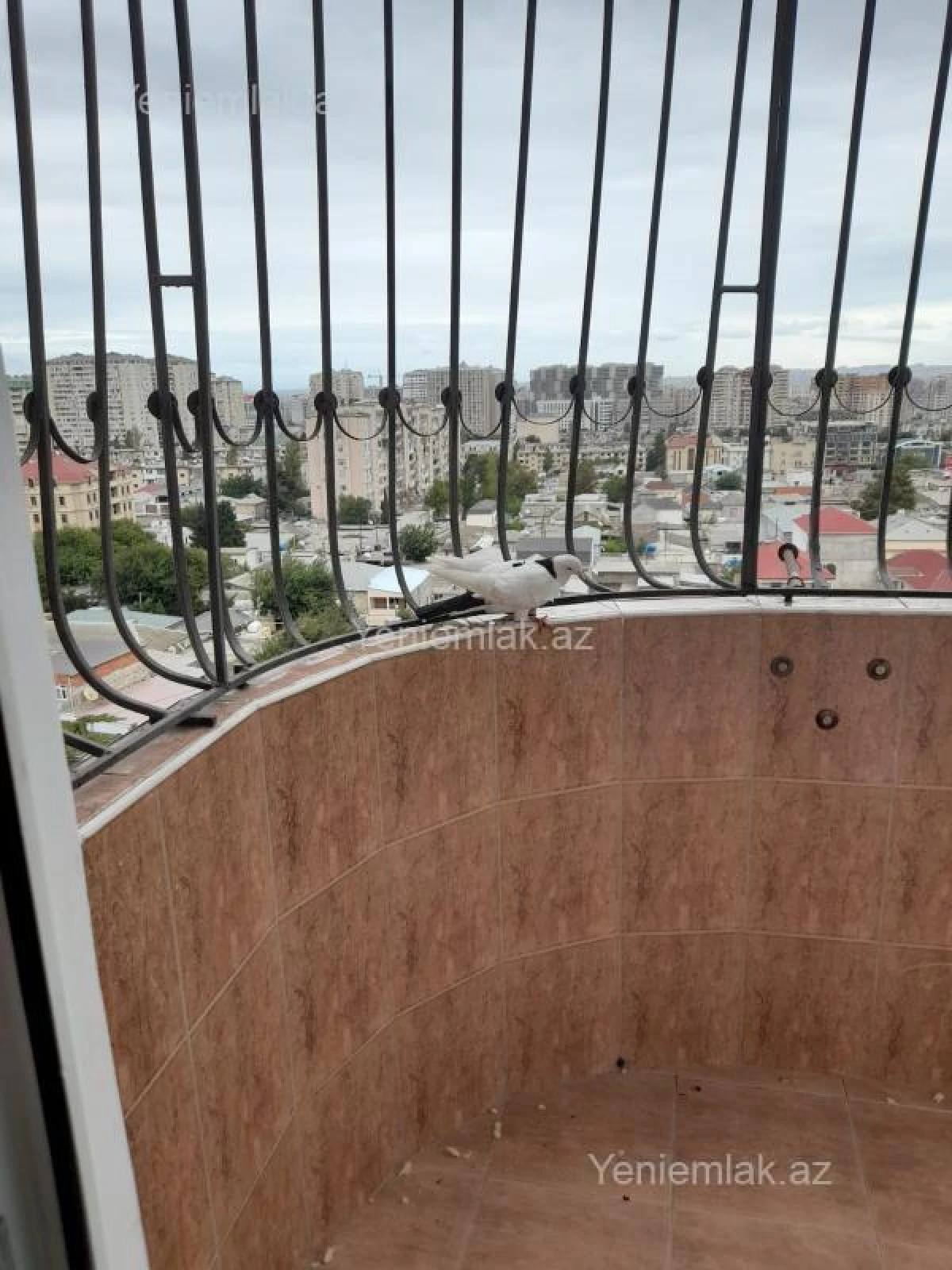 Satılır 3 otaqlı yeni tikili 150 m²