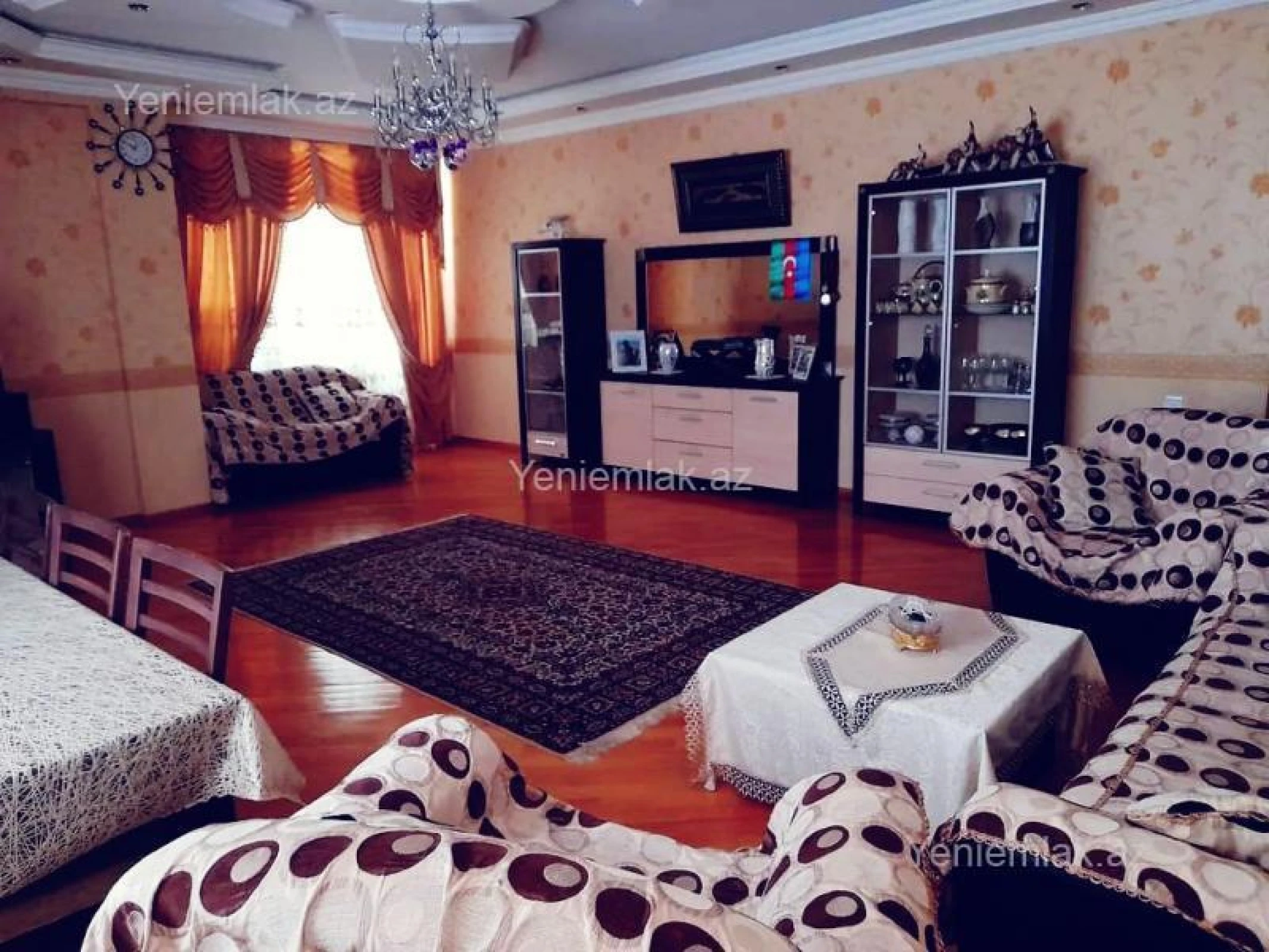 Satılır 3 otaqlı yeni tikili 150 m²