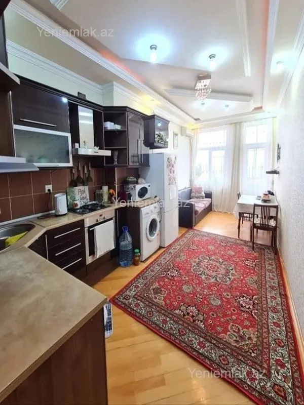 Satılır 3 otaqlı yeni tikili 150 m²