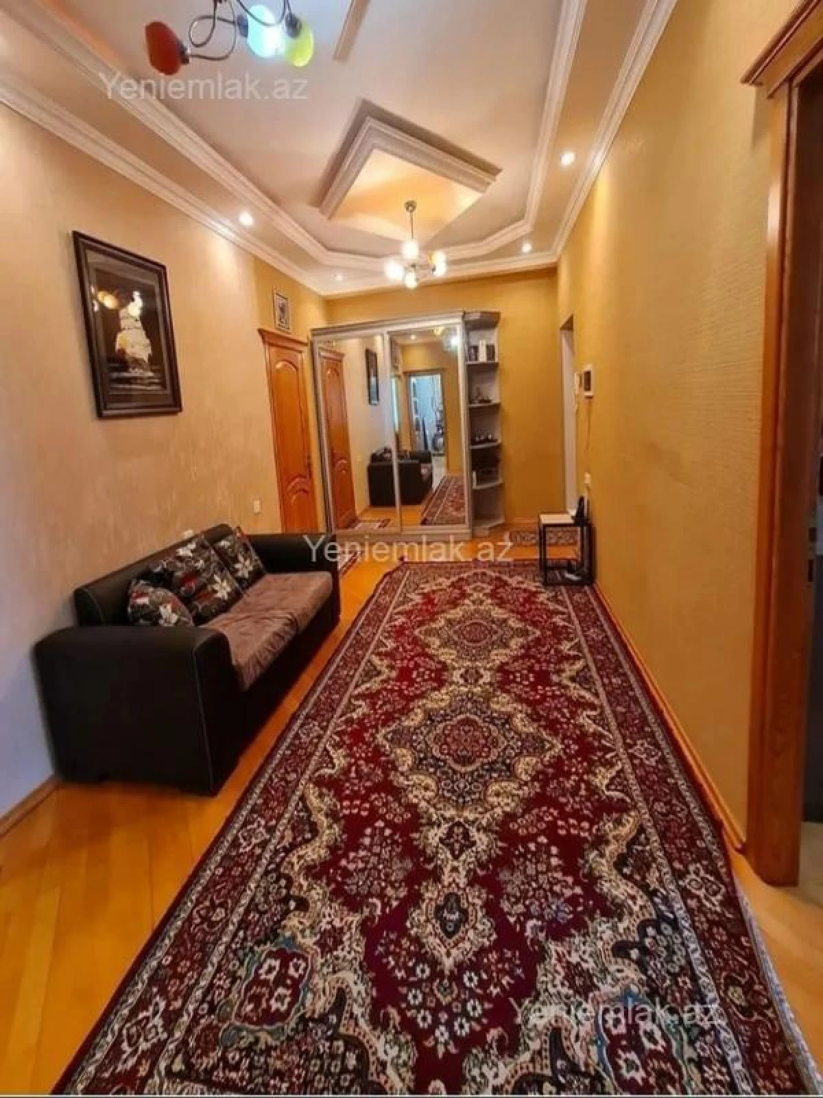 Satılır 3 otaqlı yeni tikili 150 m²