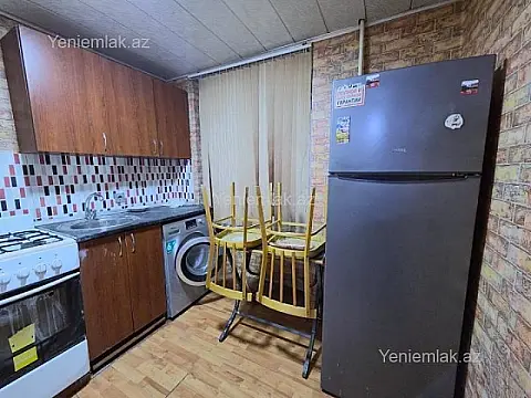 Satılır 2 otaqlı köhnə tikili 50 m²