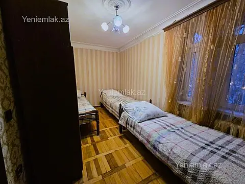 Satılır 2 otaqlı köhnə tikili 50 m²