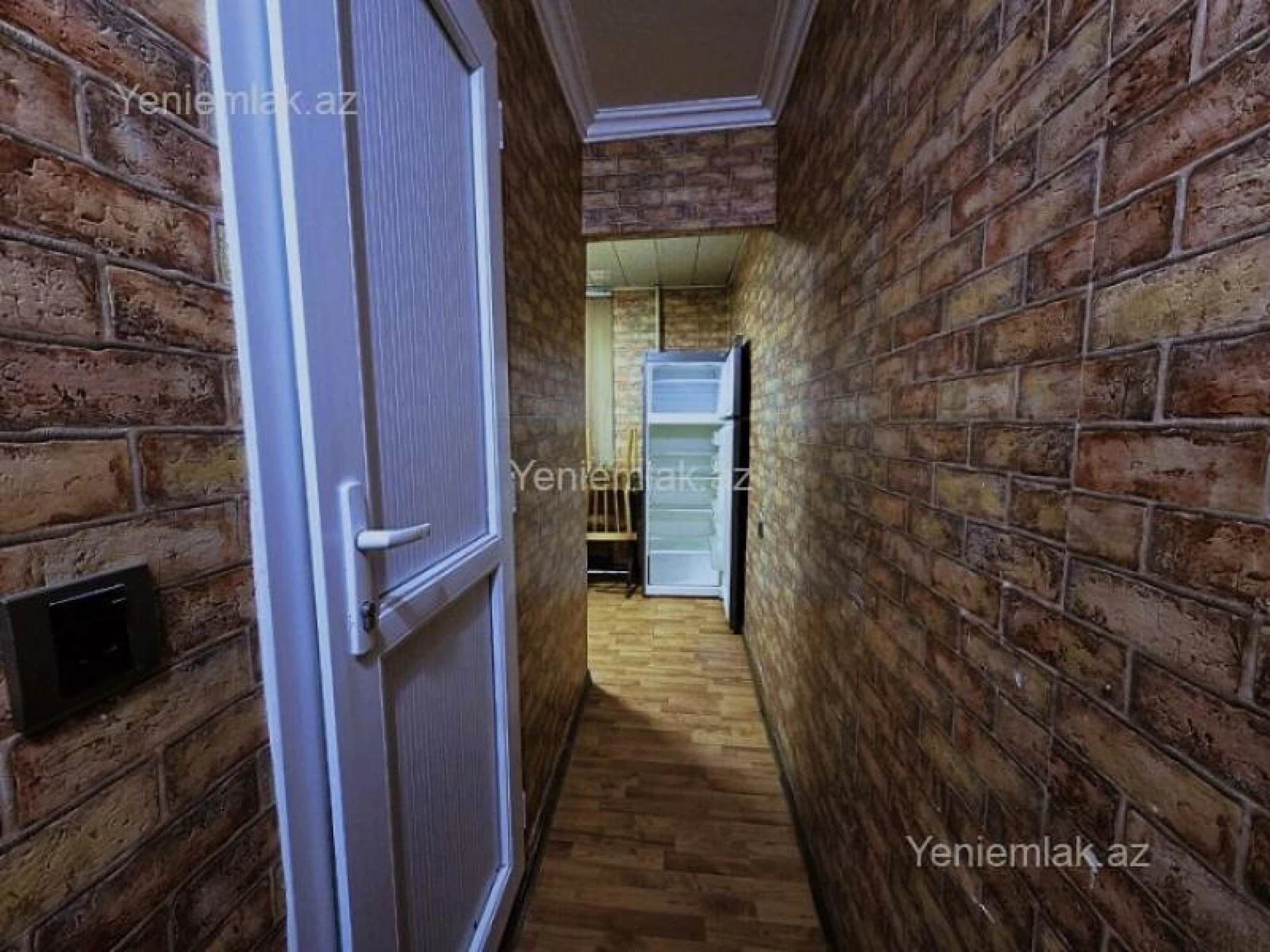 Satılır 2 otaqlı köhnə tikili 50 m²