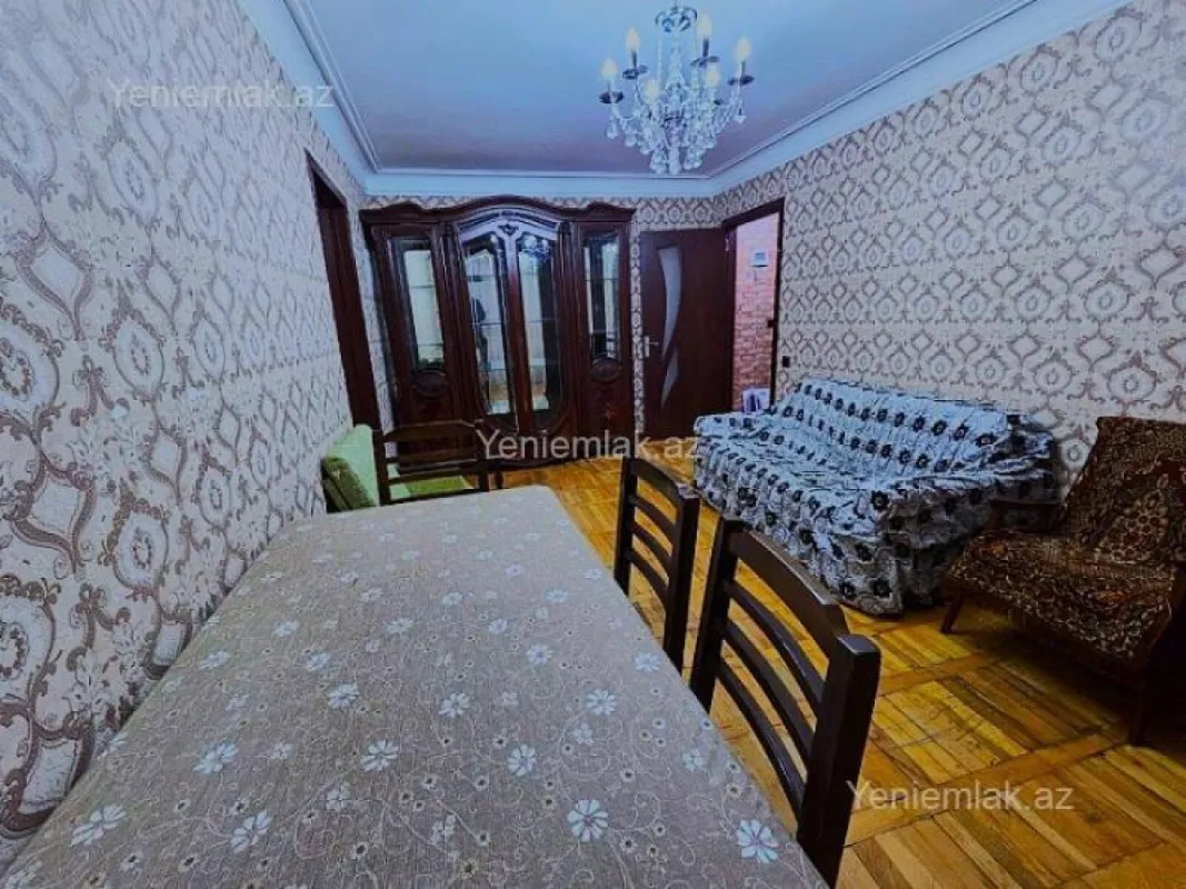 Satılır 2 otaqlı köhnə tikili 50 m²