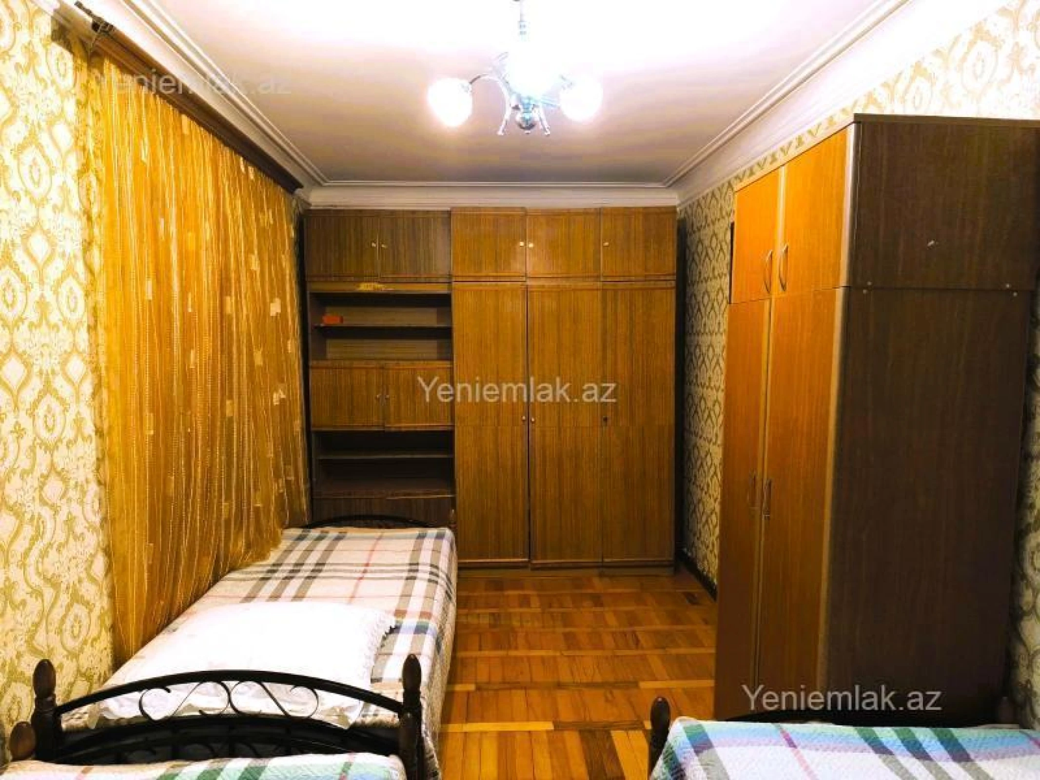 Satılır 2 otaqlı köhnə tikili 50 m²