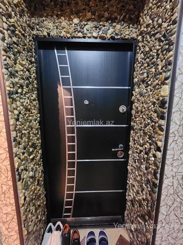 Satılır 2 otaqlı köhnə tikili 50 m²