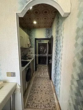 Satılır 2 otaqlı köhnə tikili 55 m²