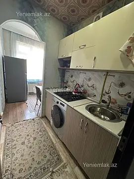 Satılır 2 otaqlı köhnə tikili 55 m²