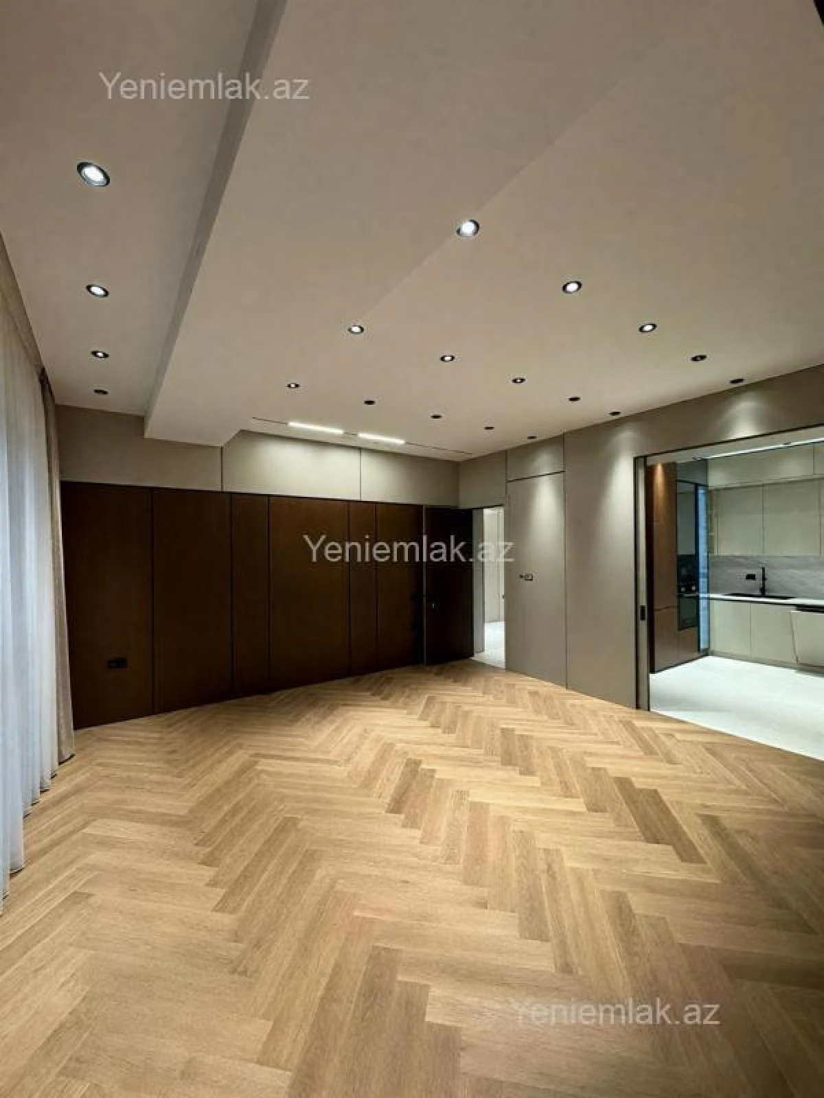 Satılır 3 otaqlı yeni tikili 127 m²