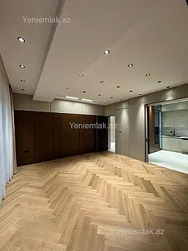 Satılır 3 otaqlı yeni tikili 127 m²