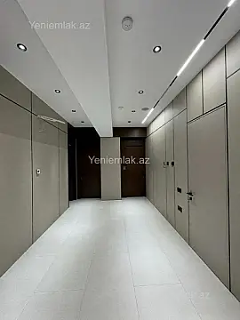 Satılır 3 otaqlı yeni tikili 127 m²