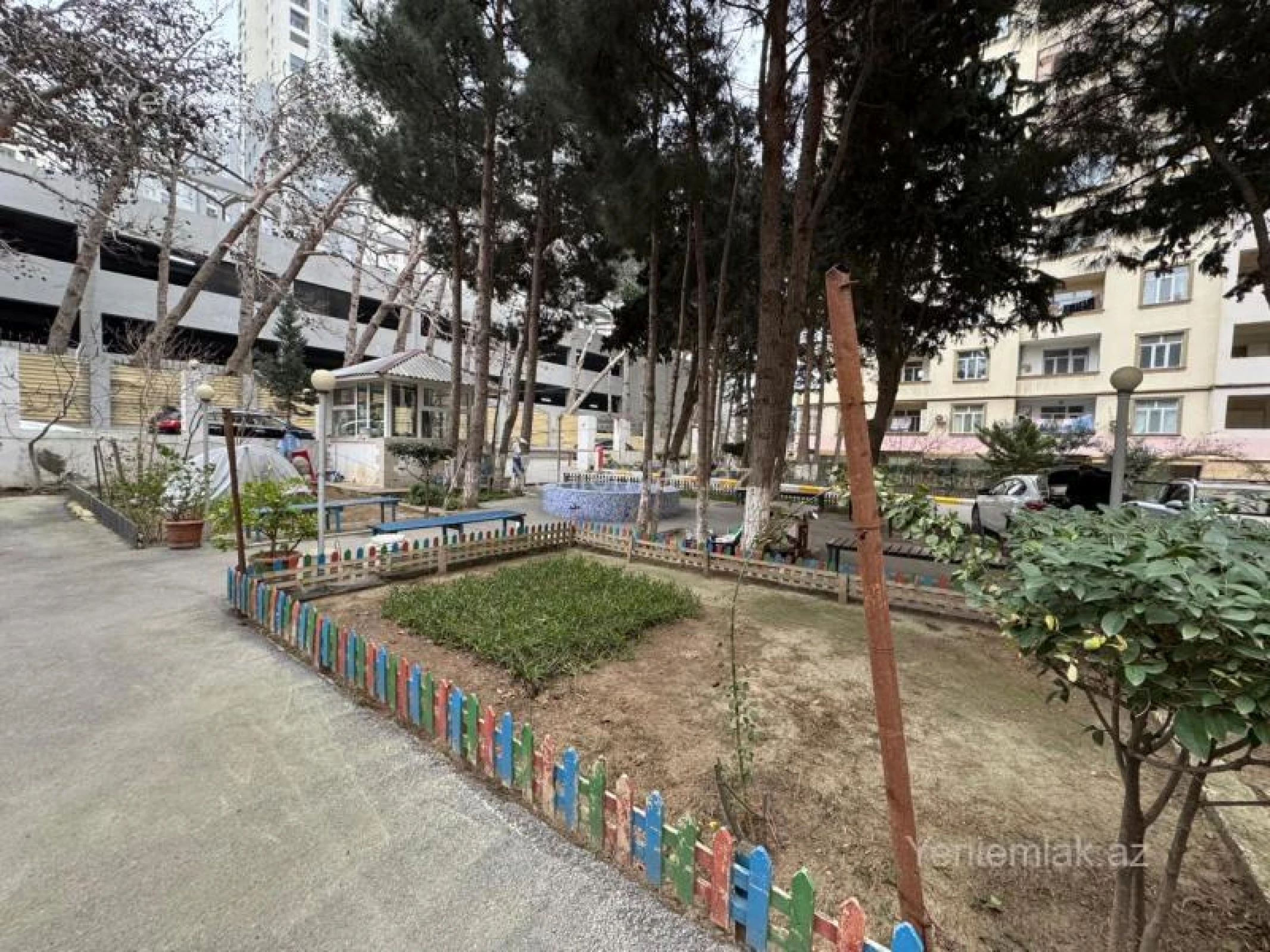 Satılır 3 otaqlı yeni tikili 107 m²