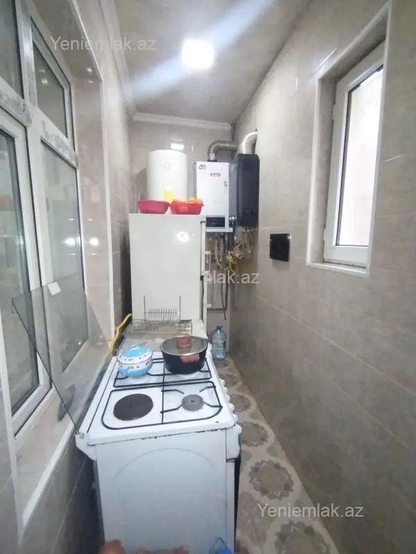 Satılır 5 otaqlı həyət evi 200 m²