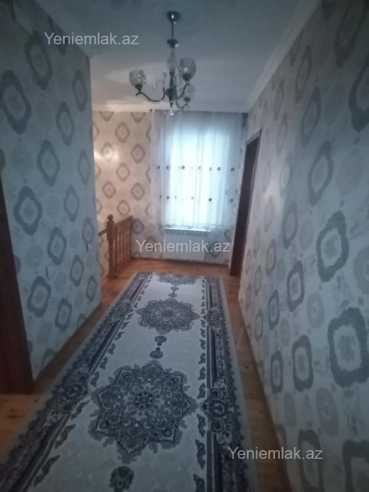 Satılır 5 otaqlı həyət evi 200 m²