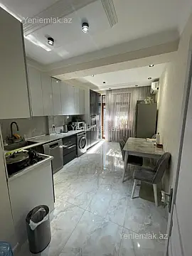 Satılır 3 otaqlı yeni tikili 127 m²