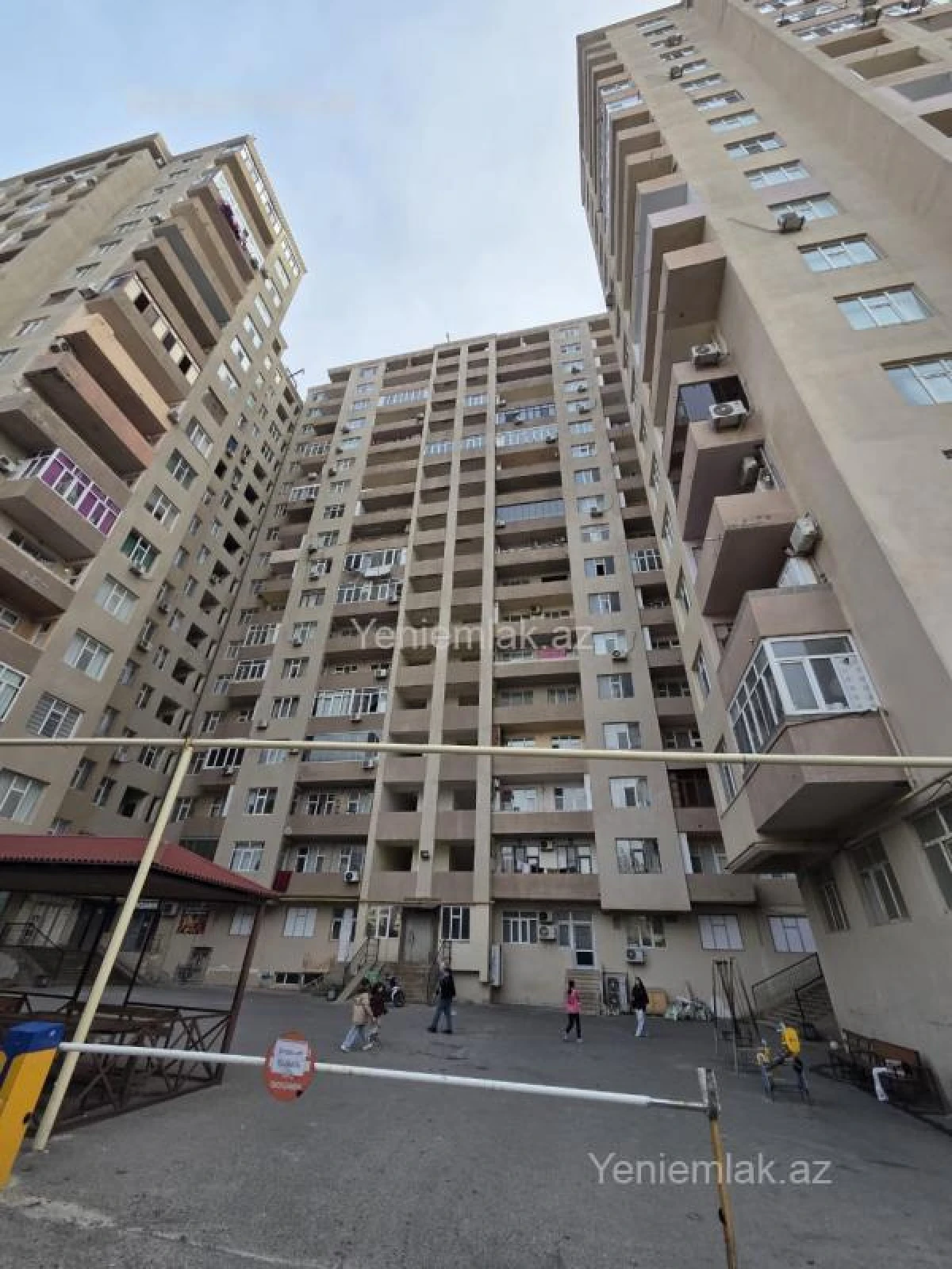 Satılır 2 otaqlı yeni tikili 90 m²