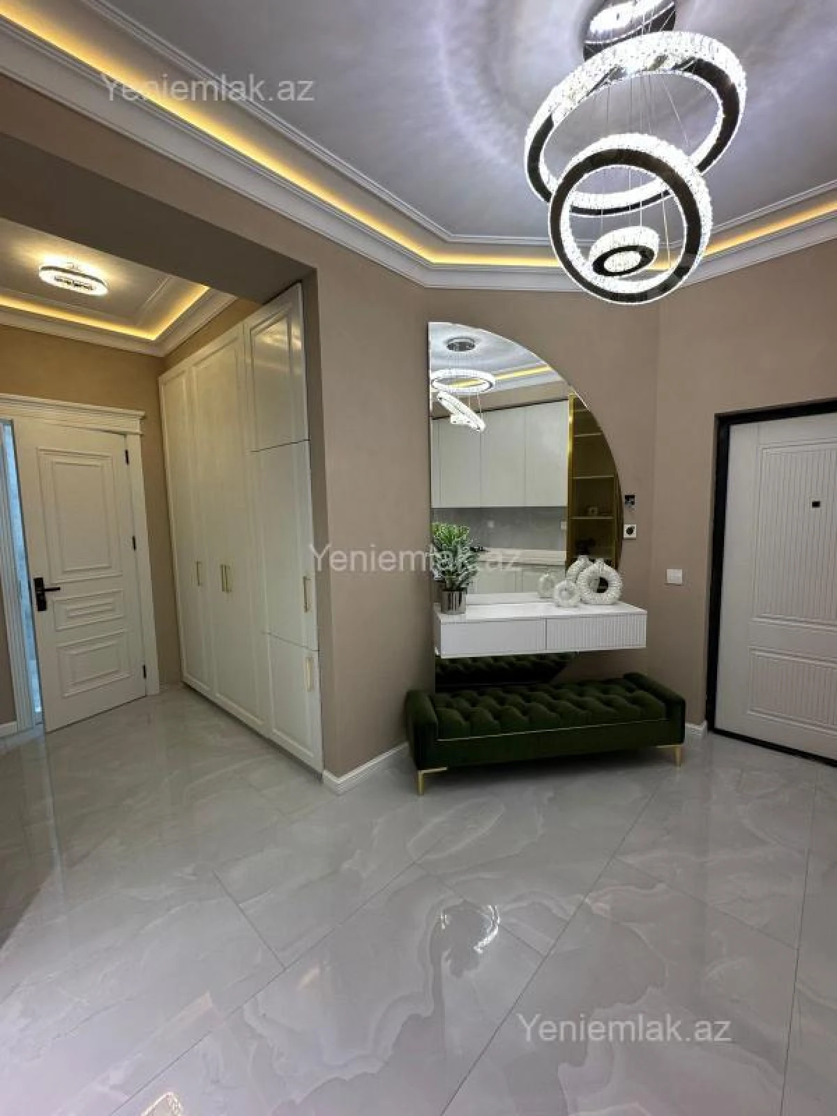 Satılır 2 otaqlı yeni tikili 75 m²