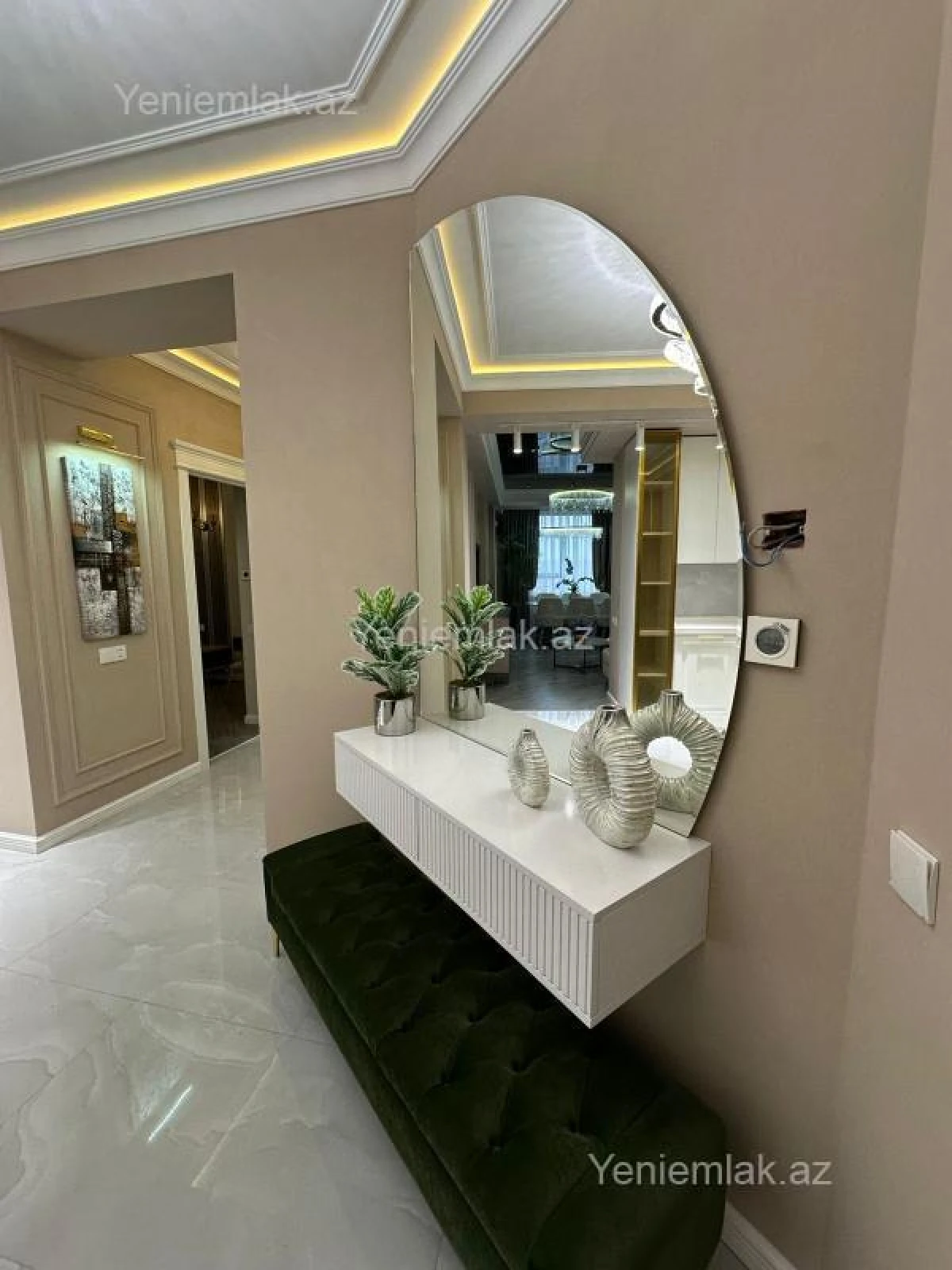 Satılır 2 otaqlı yeni tikili 75 m²