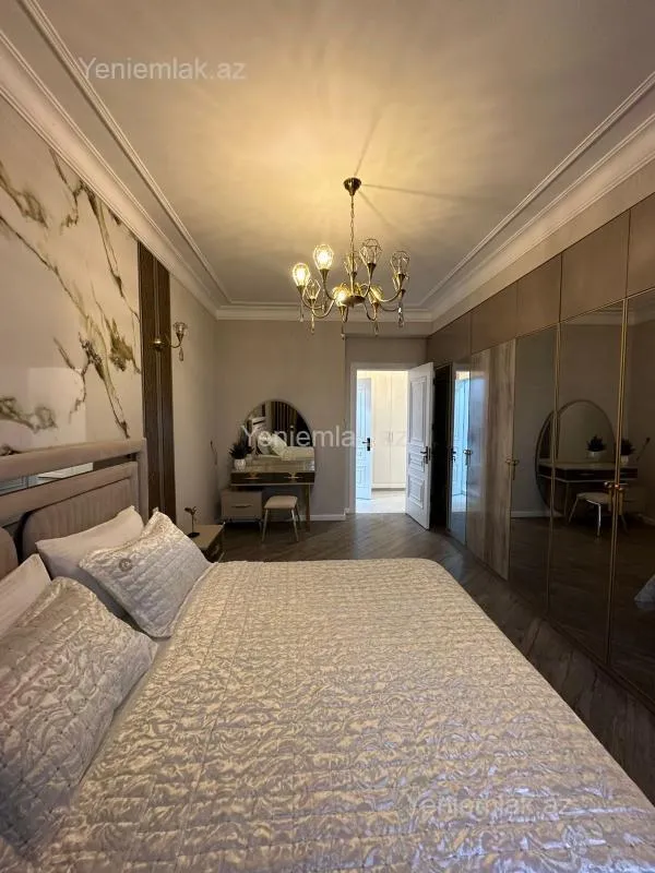 Satılır 2 otaqlı yeni tikili 75 m²