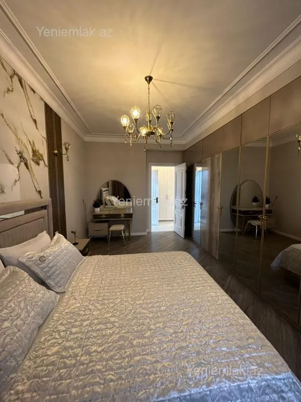 Satılır 2 otaqlı yeni tikili 75 m²