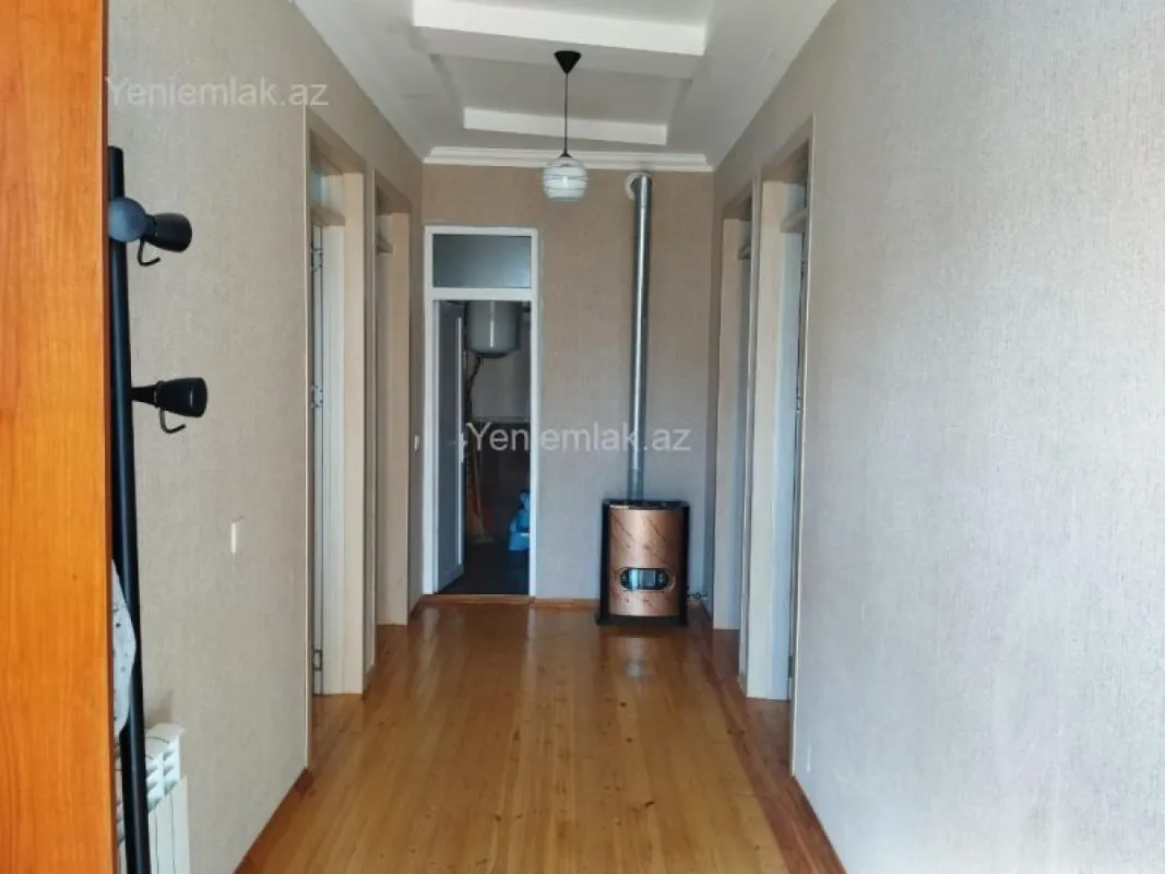 Satılır 3 otaqlı həyət evi 100 m²