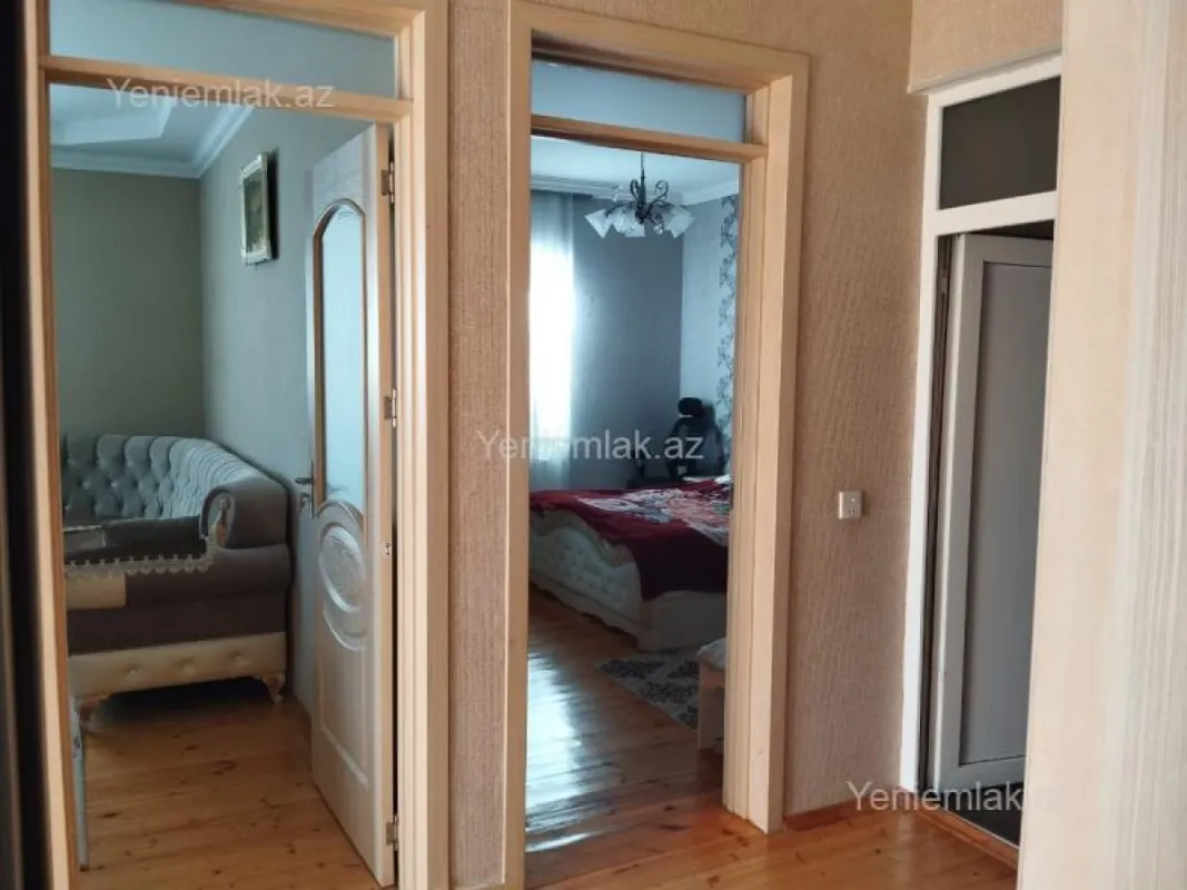 Satılır 3 otaqlı həyət evi 100 m²
