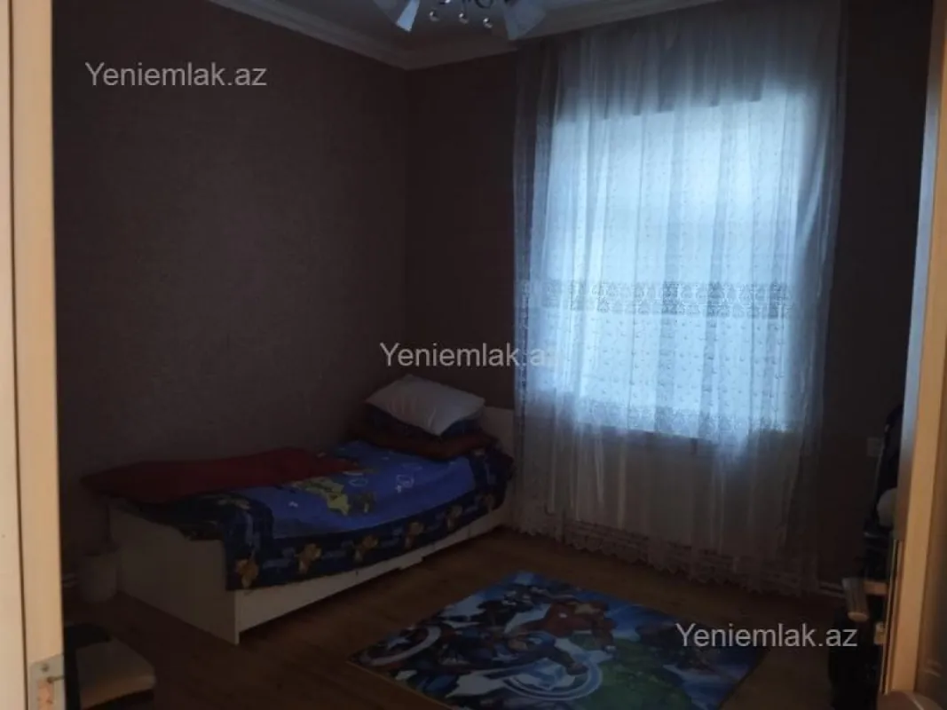 Satılır 3 otaqlı həyət evi 100 m²