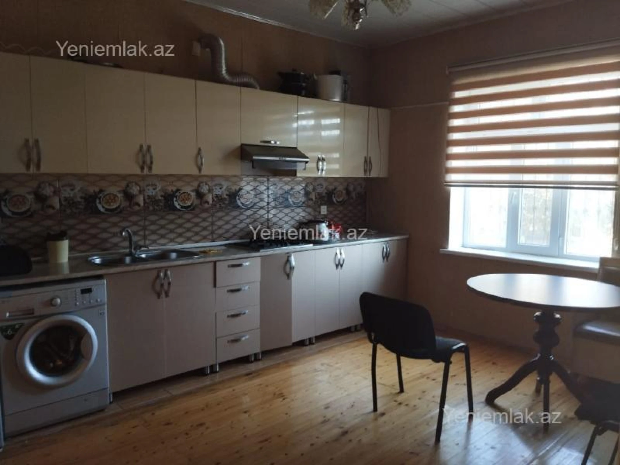 Satılır 3 otaqlı həyət evi 100 m²