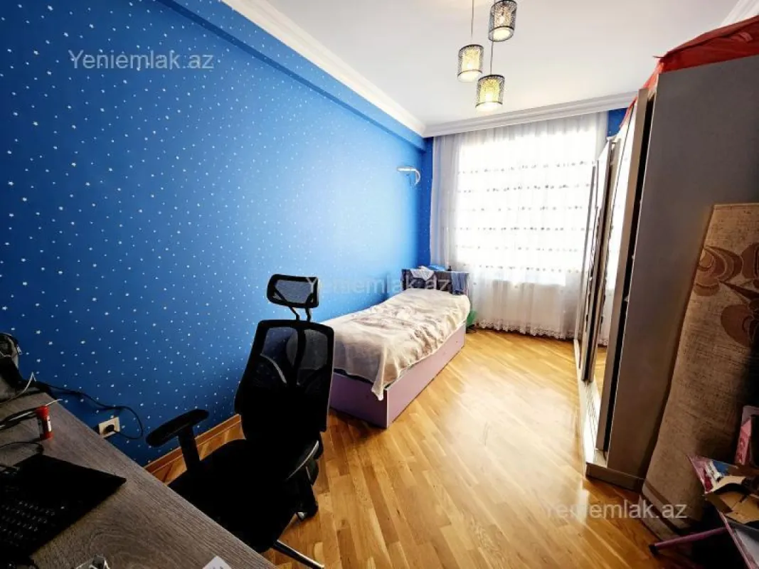 Satılır 3 otaqlı yeni tikili 90 m²