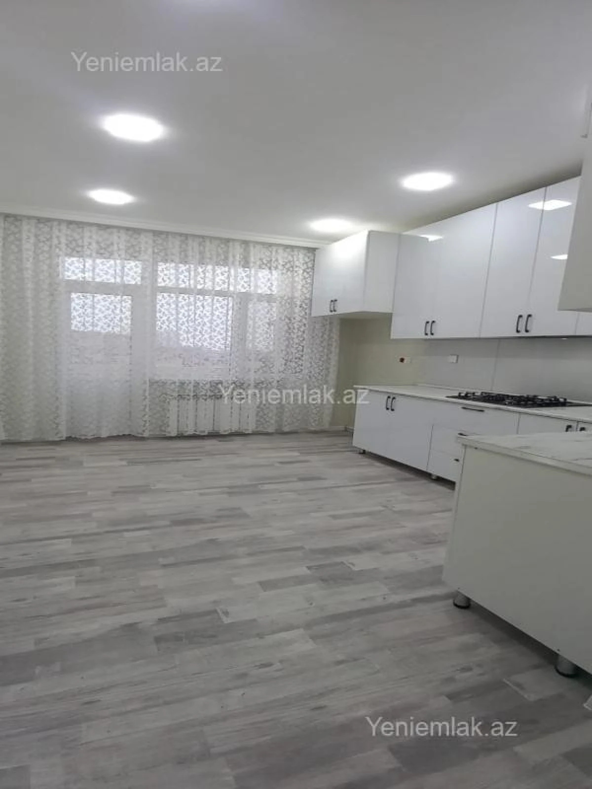 Satılır 2 otaqlı yeni tikili 67 m²