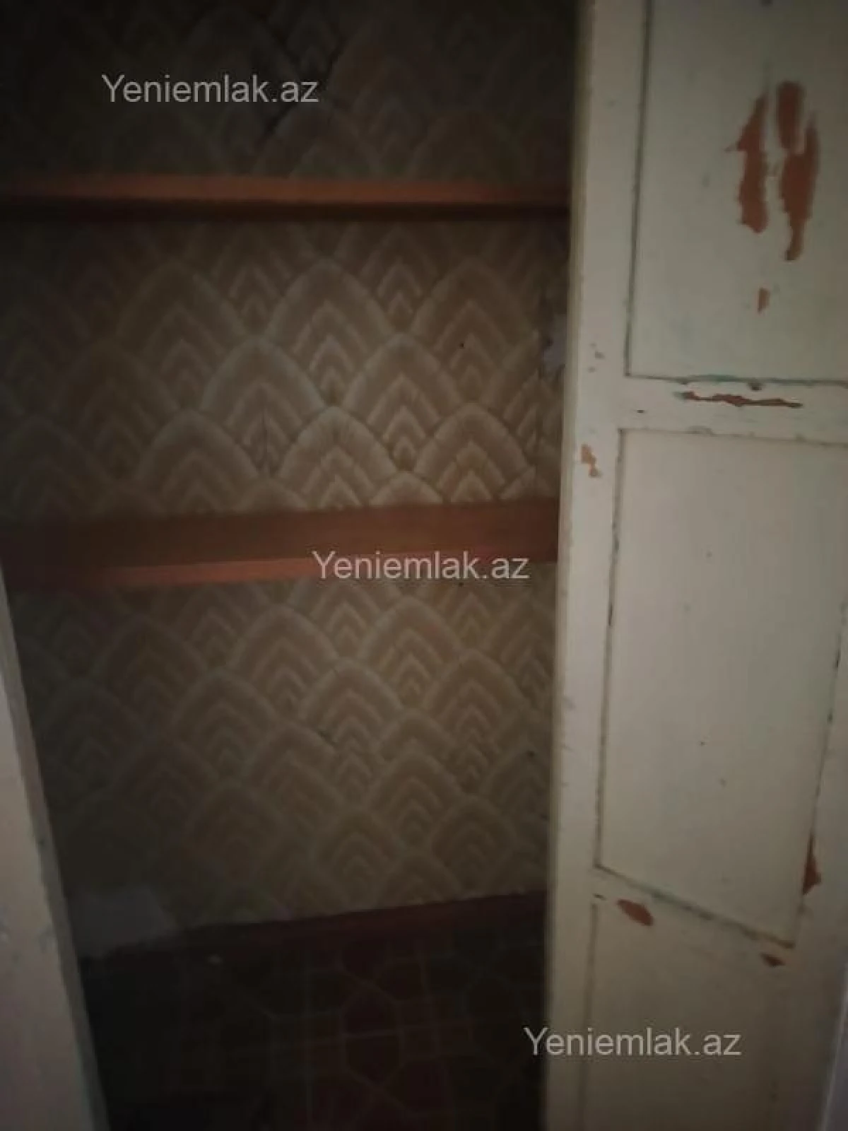 Satılır 1 otaqlı köhnə tikili 31 m²