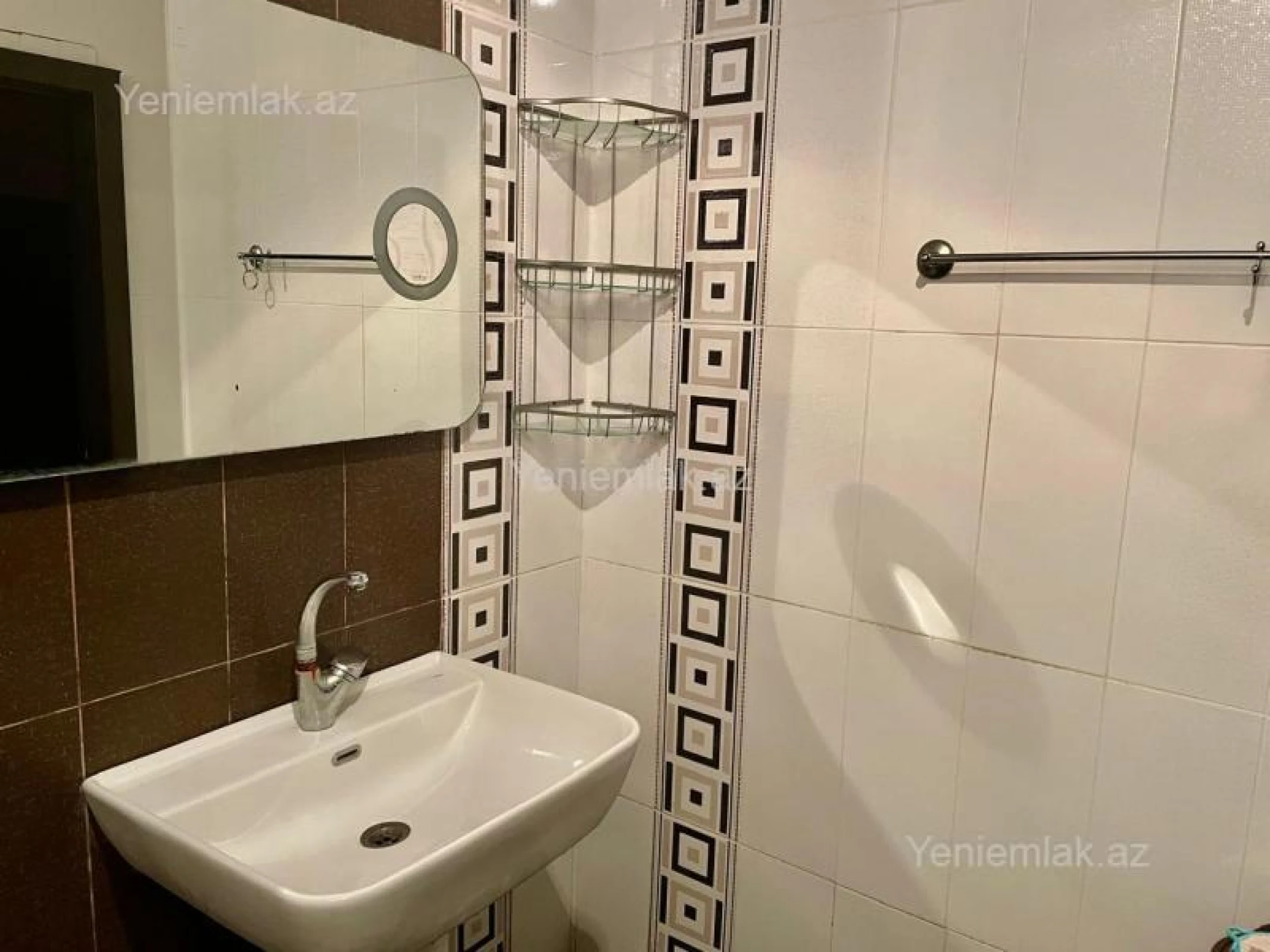 Satılır 2 otaqlı yeni tikili 96 m²