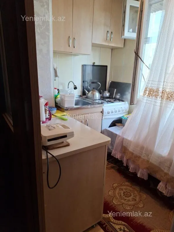 Satılır 2 otaqlı köhnə tikili 35 m²