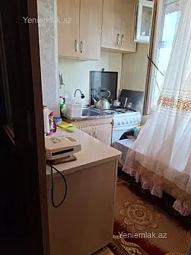 Satılır 2 otaqlı köhnə tikili 35 m²