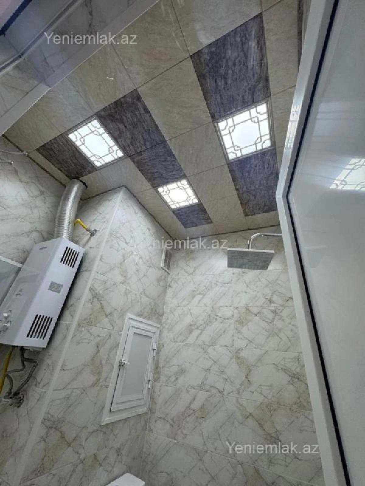 Satılır 3 otaqlı köhnə tikili 70 m²