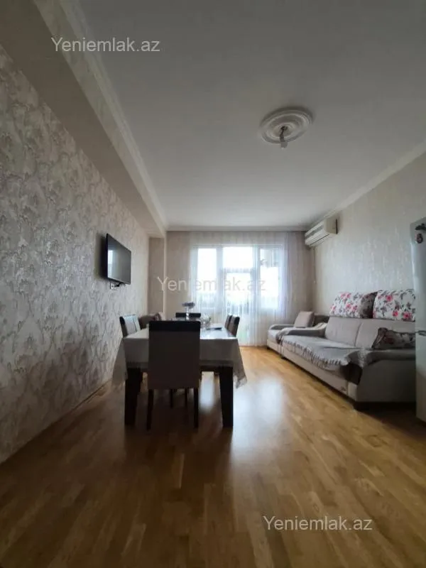 Satılır 3 otaqlı yeni tikili 72 m²