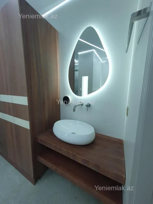 Satılır 2 otaqlı yeni tikili 60 m²