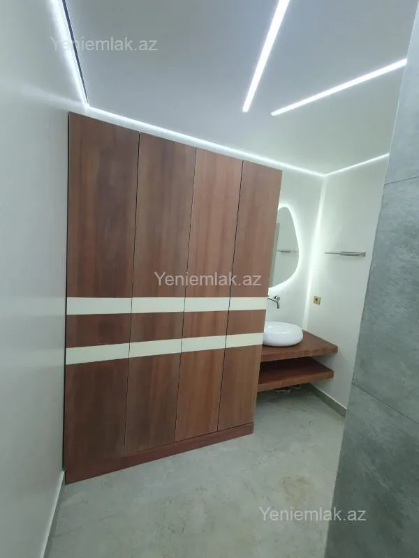 Satılır 2 otaqlı yeni tikili 60 m²
