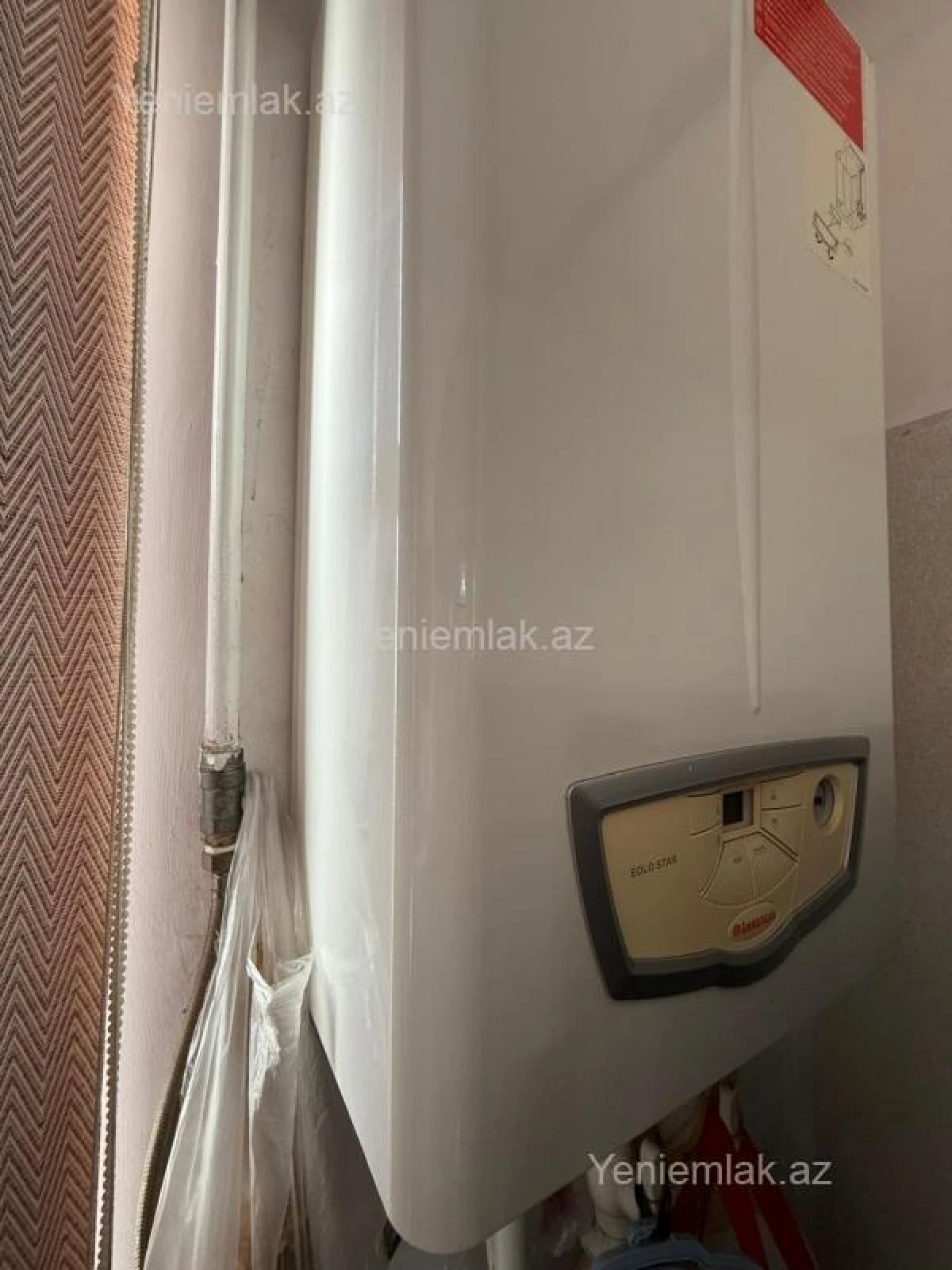 Satılır 1 otaqlı köhnə tikili 42 m²