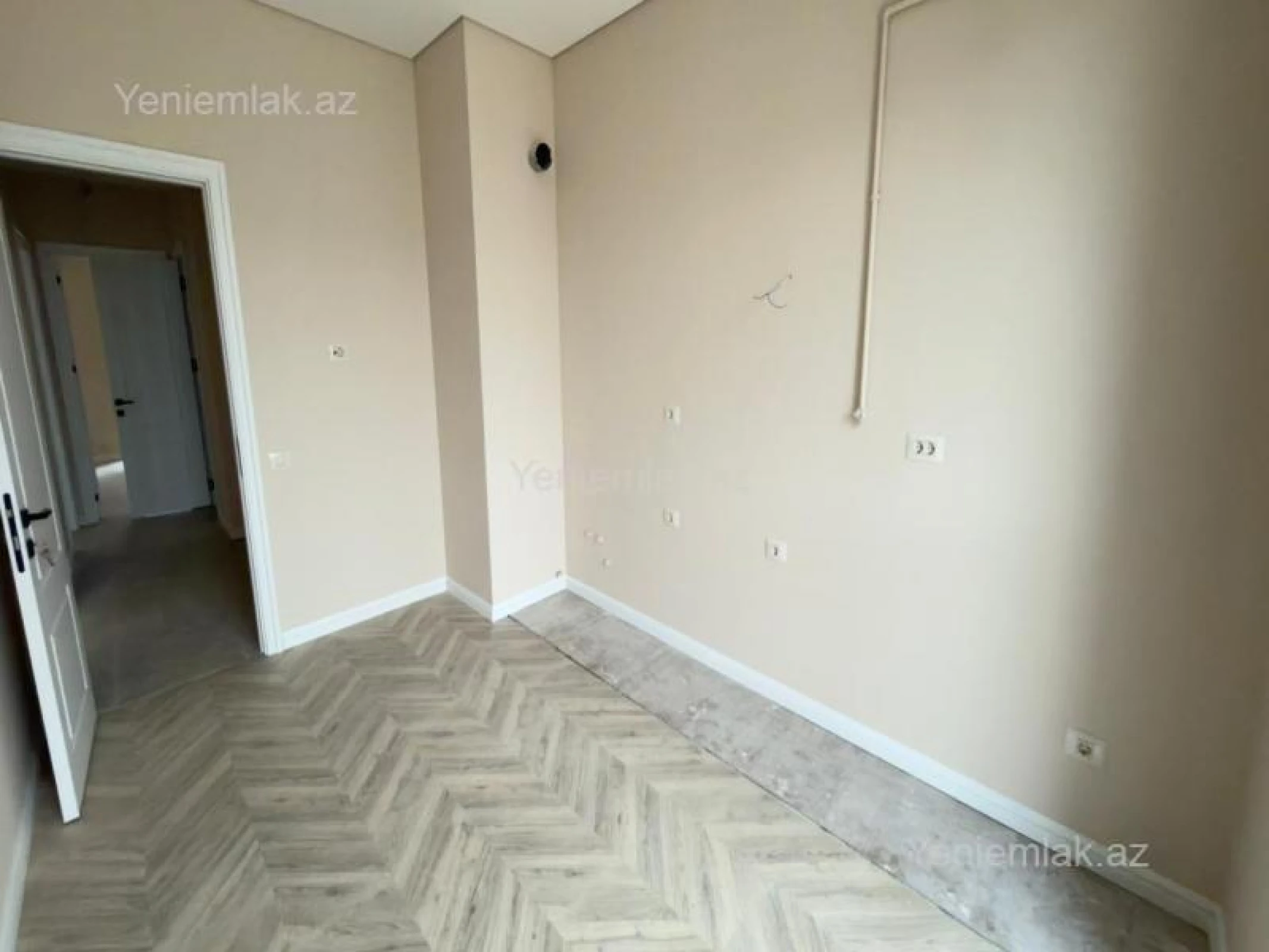 Satılır 3 otaqlı yeni tikili 97 m²