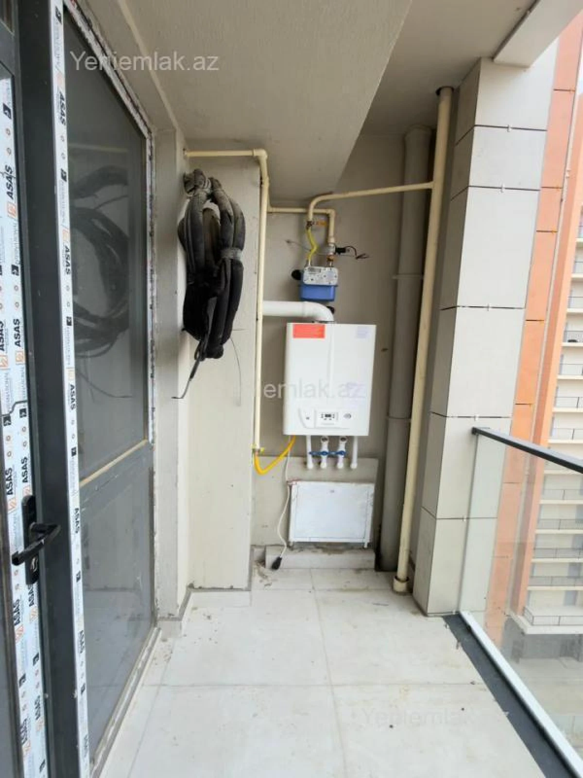 Satılır 3 otaqlı yeni tikili 97 m²