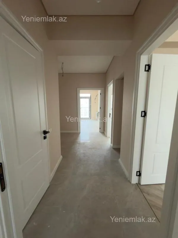 Satılır 3 otaqlı yeni tikili 97 m²