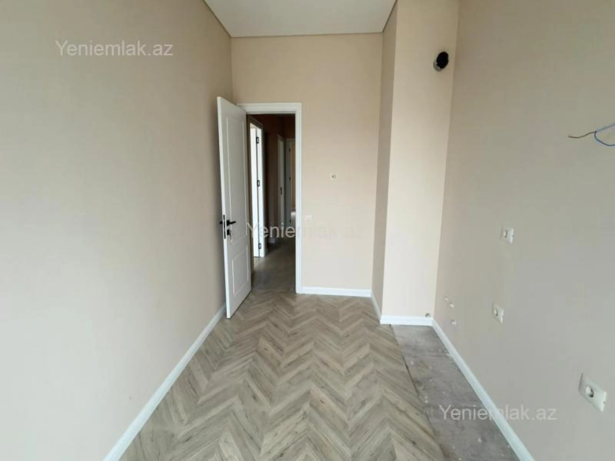 Satılır 3 otaqlı yeni tikili 97 m²