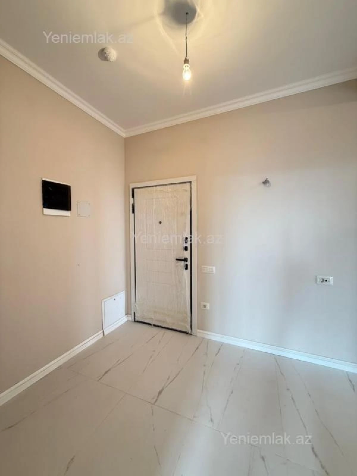 Satılır 4 otaqlı yeni tikili 123.5 m²