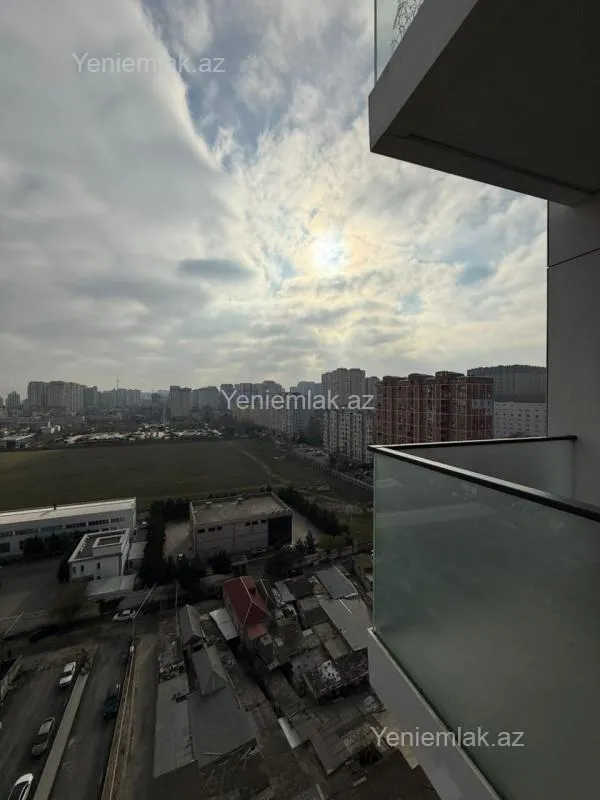 Satılır 4 otaqlı yeni tikili 123.5 m²