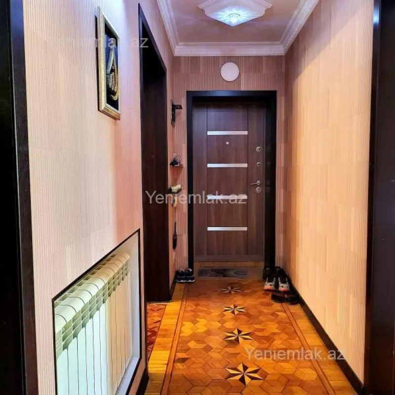 Satılır 4 otaqlı köhnə tikili 100.5 m²