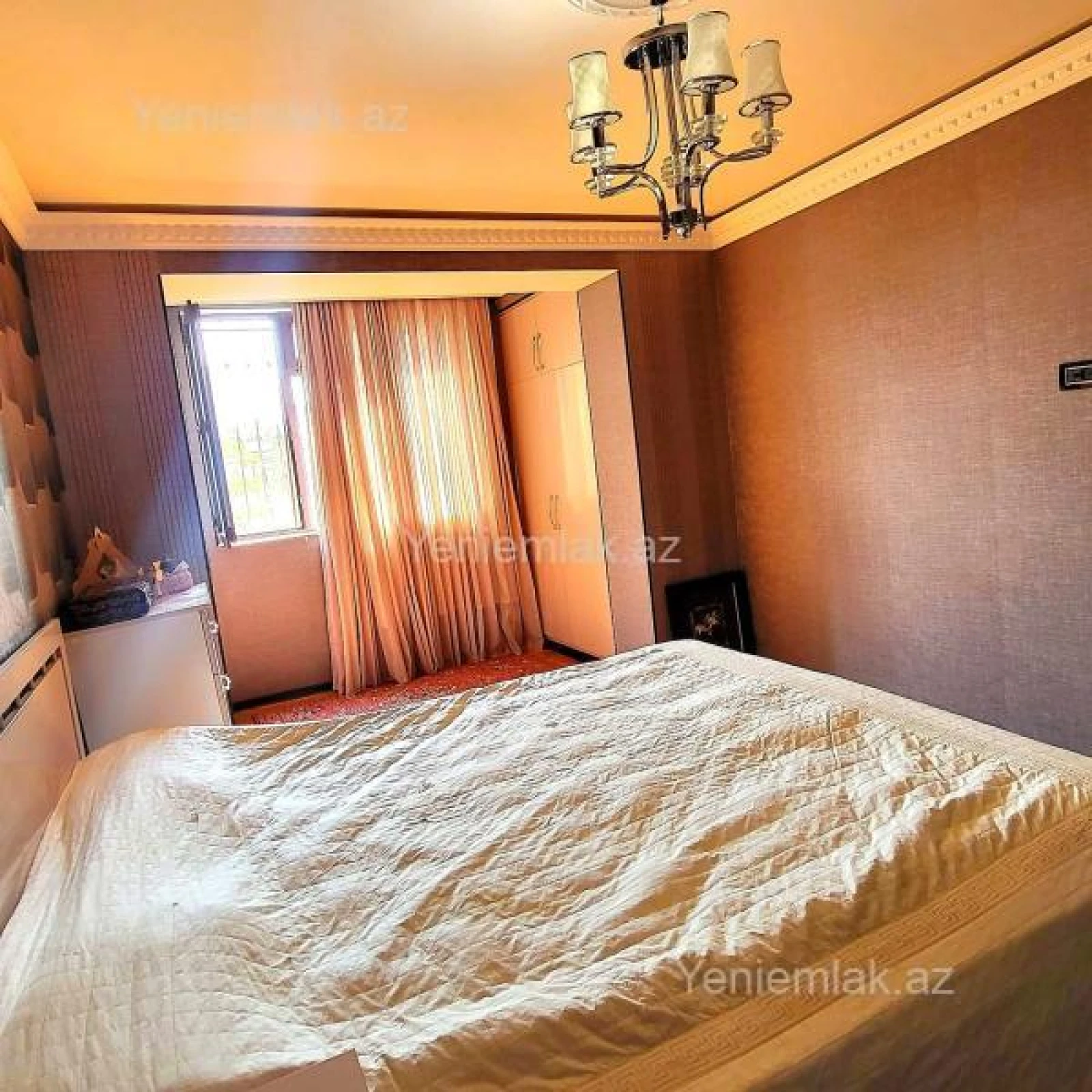 Satılır 4 otaqlı köhnə tikili 100.5 m²