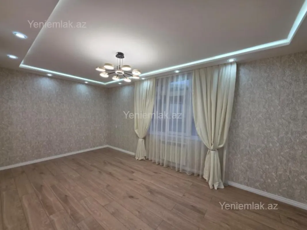 Satılır 2 otaqlı köhnə tikili 60 m²